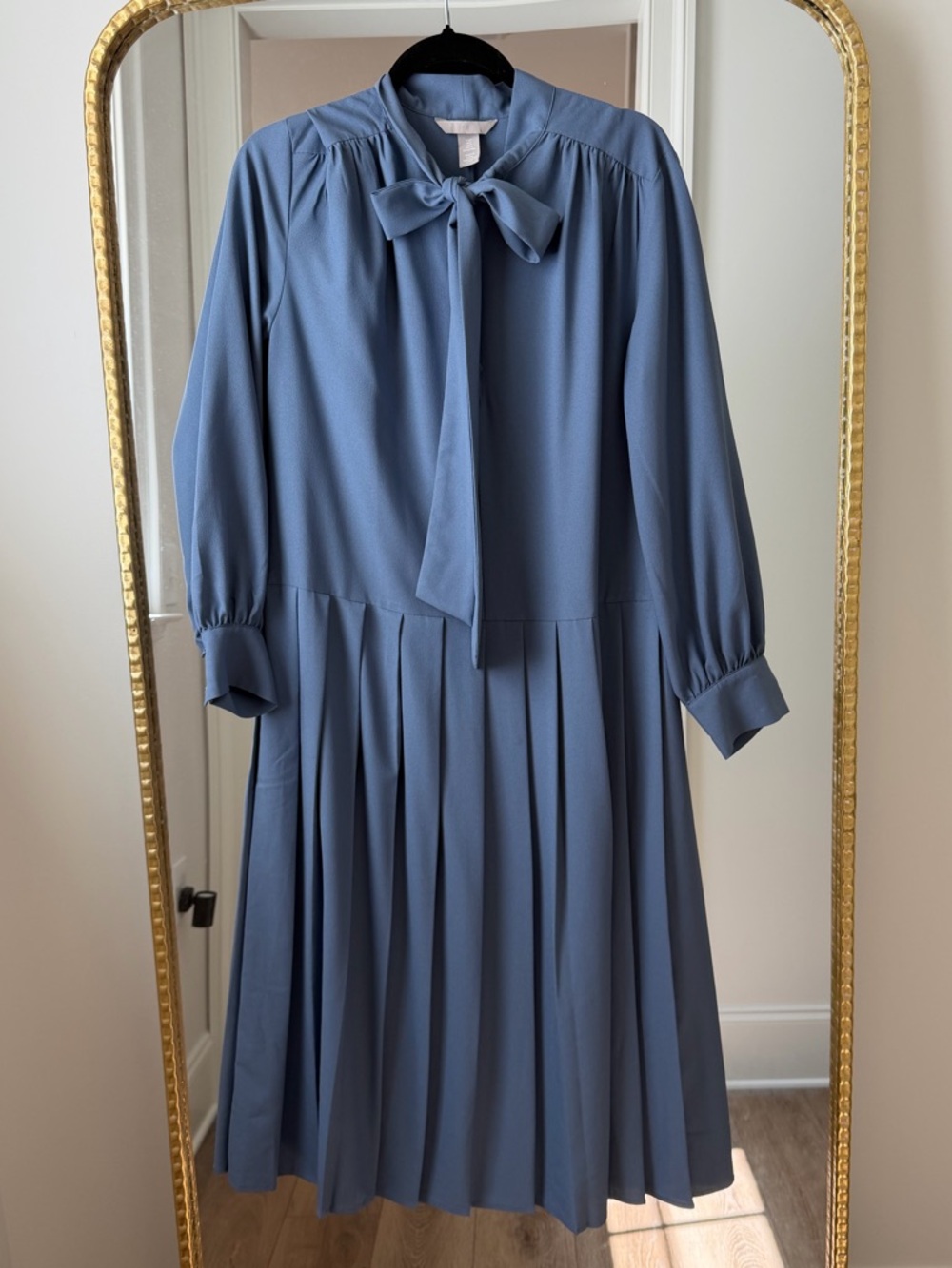 H&M Blue Pleated Midi Dress